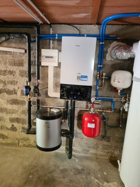 DAIKIN ALTHERMA 3H MT 8Kw