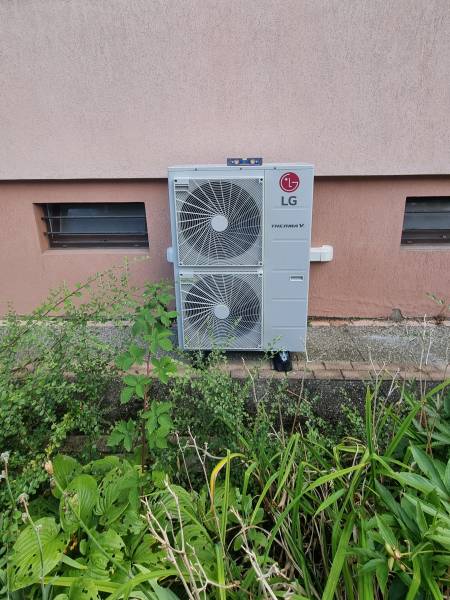 PAC AIR EAU LG 14KW - Orry‑la‑Ville (Oise/Val‑d’Oise)
