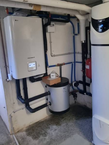 POMPE A CHALEUR AIR EAU LG 14W MONO - Vincennes (Val‑de‑Marne) 