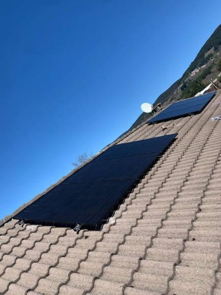 Transition énergétique à Chabreloche – Kit PV DualSun 500W & Onduleur Huawei SUN2000 3KTL