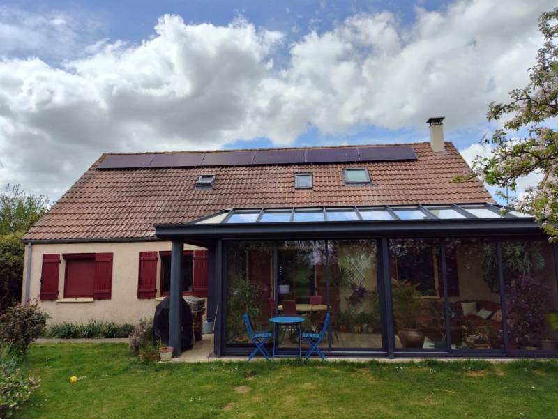 Installation solaire à Paray-Douaville – Modules DUALSUN 500 W & micro-onduleurs Enphase IQ8P