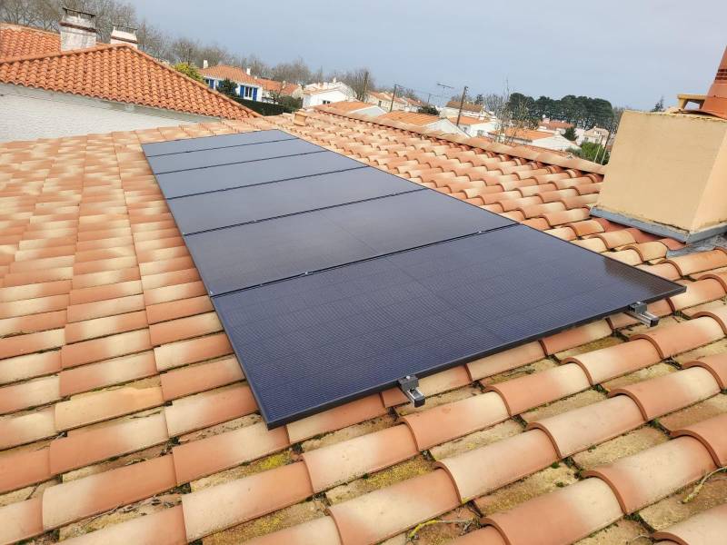 Installation de 6 Panneaux Photovoltaïques THALEOS 500W à Challans (85300) – Optez pour l'Autoconsommation