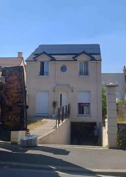 12 panneaux photovoltaïques - 89 (Yonne) : Auxerre