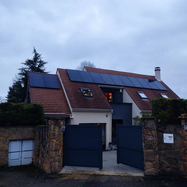 À Boissy-sous-Saint-Yon, Laissez le Soleil Écrire Votre Plus Belle Histoire : Celle d'un Foyer Libre et Rayonnant