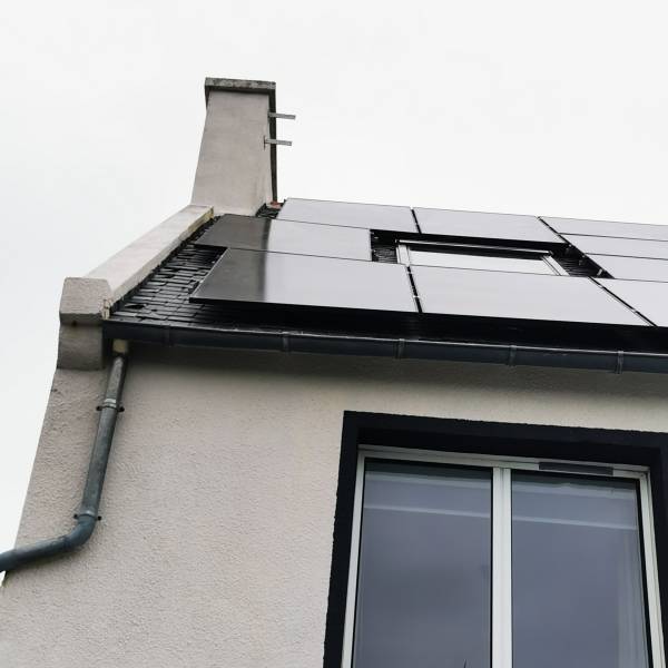 Autoconsommation avec panneaux photovoltaïques amerisolar à Quimper