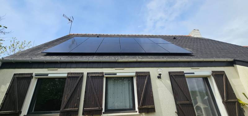 Autoconsommation Énergétique et Économies Garanties avec notre récente installation de panneaux photovoltaïques Thomson à Montmorency dans le Val D'Oise