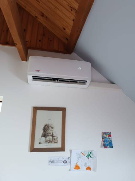 Installation d’une pompe à chaleur air-air chez l’un de nos client à Montmorency dans le Val d’Oise : Faites des économies et protégez l’environnement