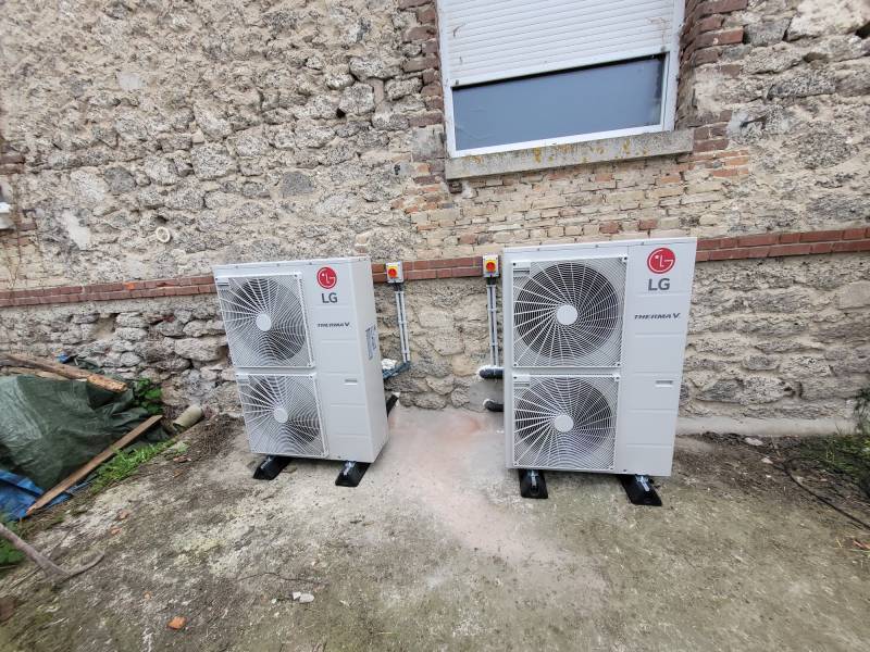 Installation de Pompes à Chaleur Air-Eau LG Therma V Hydrosplit en Cascade à Rouen : Une Révolution Écologique