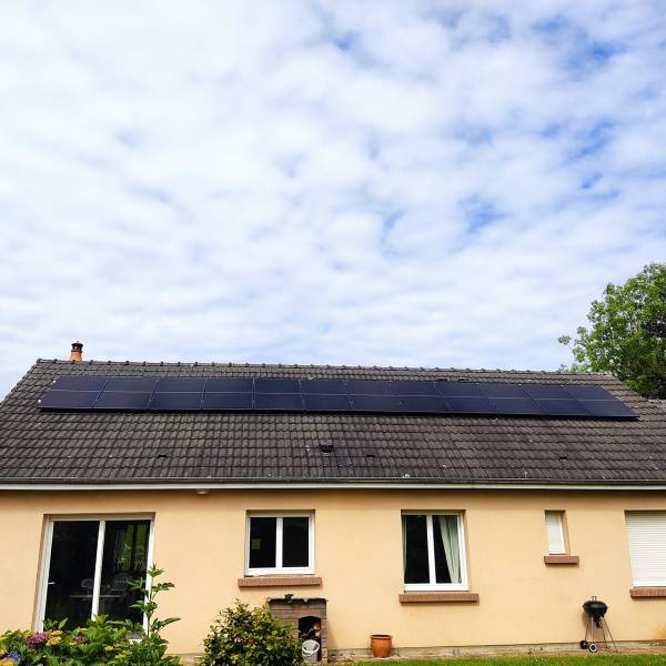 Passez à l'Autoconsommation avec Notre Installation Photovoltaïque à Caen dans le Calvados : Rentabilité et Performance Assurées