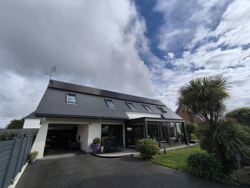 Passez à l'Énergie Solaire à Amiens : Découvrez Nos Panneaux Photovoltaïques Thomson pour une Autoconsommation Optimale !