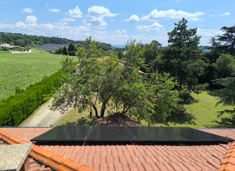 Panneaux photovoltaïques thaleos et micro onduleur Thaleos à creil dans l'Oise