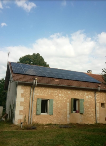Autoconsommation et Économies Énergétiques avec l’installation de Panneaux Photovoltaïques CellKraft à Amiens dans la Somme