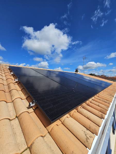 Maximisez Votre Potentiel Énergétique avec les Panneaux Photovoltaïques La Francilienne