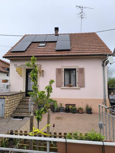 Récente installations de 6 panneaux photovoltaïques Solitium à Haguenau