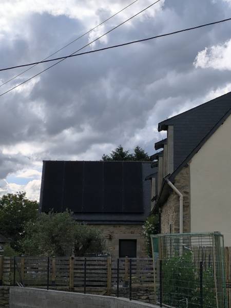 Installation de Panneaux Photovoltaïques à Montmorency : Performance et Fiabilité avec Thaleos et Enphase