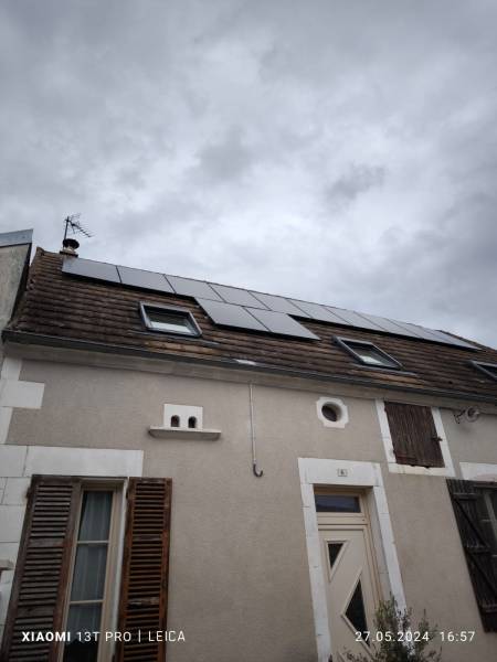 Installation de Panneaux Photovoltaïques Thomson à Compiègne : Passez à l'Autoconsommation et Réduisez Votre Facture Énergétique