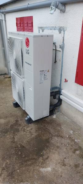 Système de chauffage et d’eau chaude sanitaire économique avec LG et Airwell à Starsbourg dans le Bas-Rhin