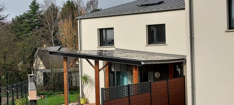 Panneaux photovoltaïque sur pergola à Rennes