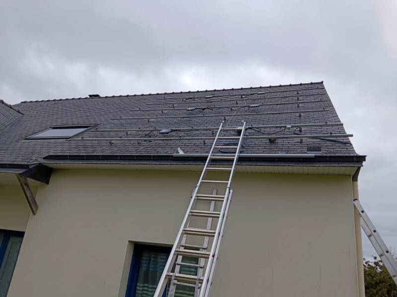 Rail de montage panneaux photovoltaïque en surimposition