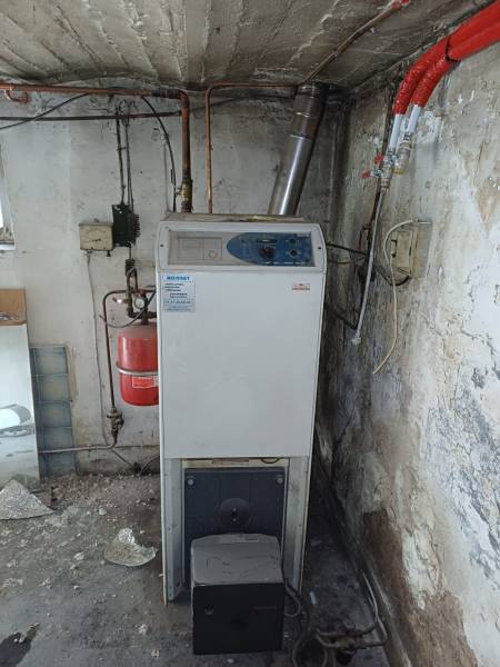 Installation de Pompe à Chaleur Air Eau Ariston à Cergy dans le Val d'Oise